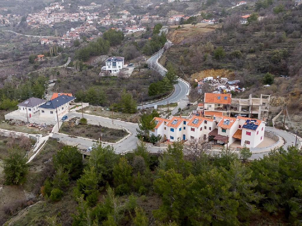 &Iota;nexhaustible development rights - Agros, Limassol
