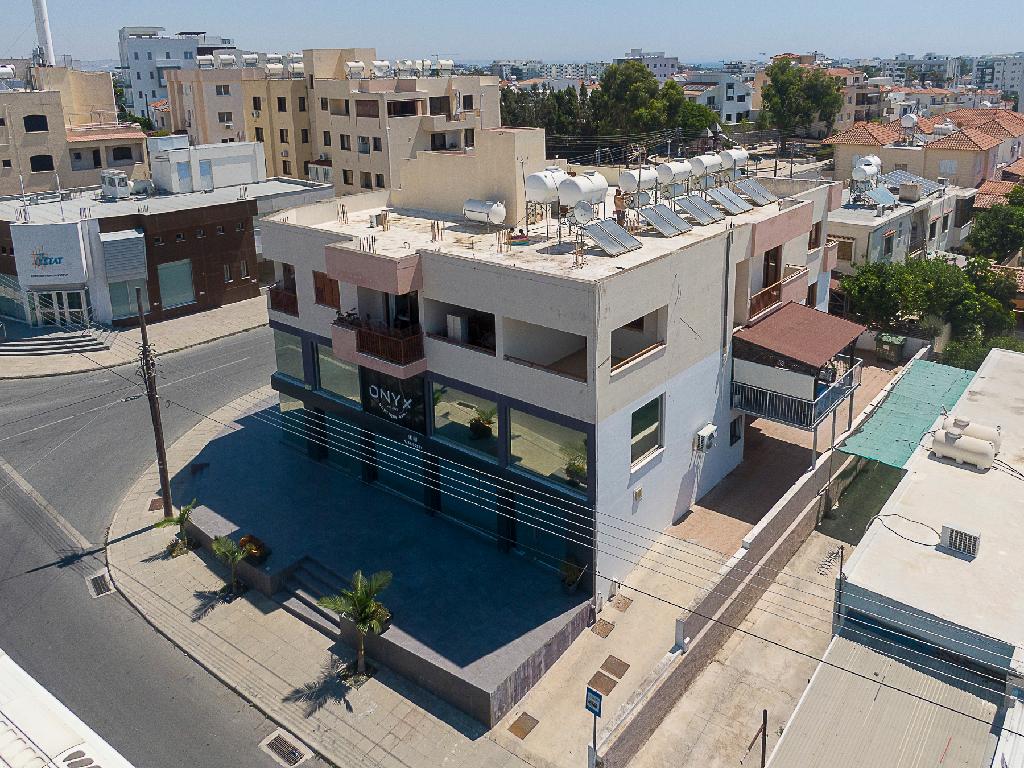 &Delta;ύ&omicron; &Delta;&iota;&alpha;&mu;&epsilon;&rho;ί&sigma;&mu;&alpha;&tau;&alpha;, &Sigma;&omega;&tau;ή&rho;&omicron;&sigmaf;, &Delta;ή&mu;&omicron;&sigmaf; &Lambda;ά&rho;&nu;&alpha;&kappa;&alpha;&sigmaf;, &Lambda;ά&rho;&nu;&alpha;&kappa;&alpha;&sigmaf;