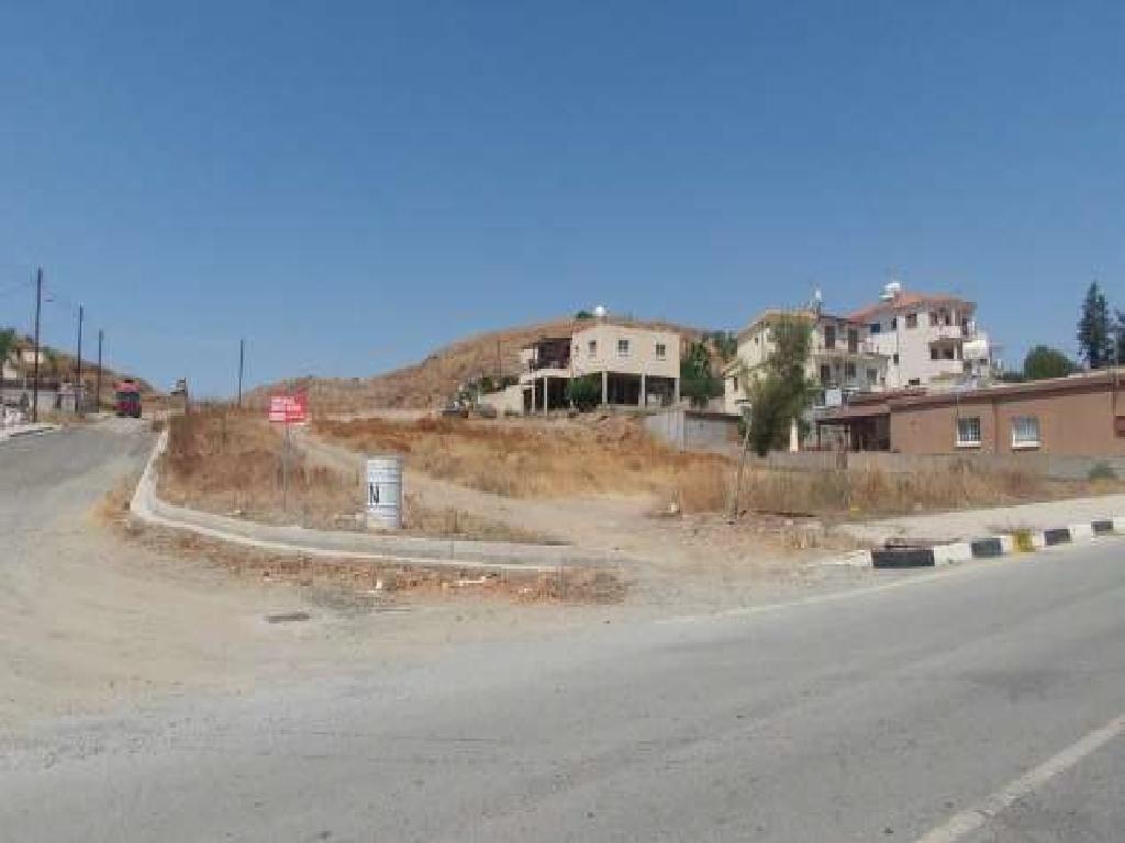 Plots under division - Troulloi, Larnaca