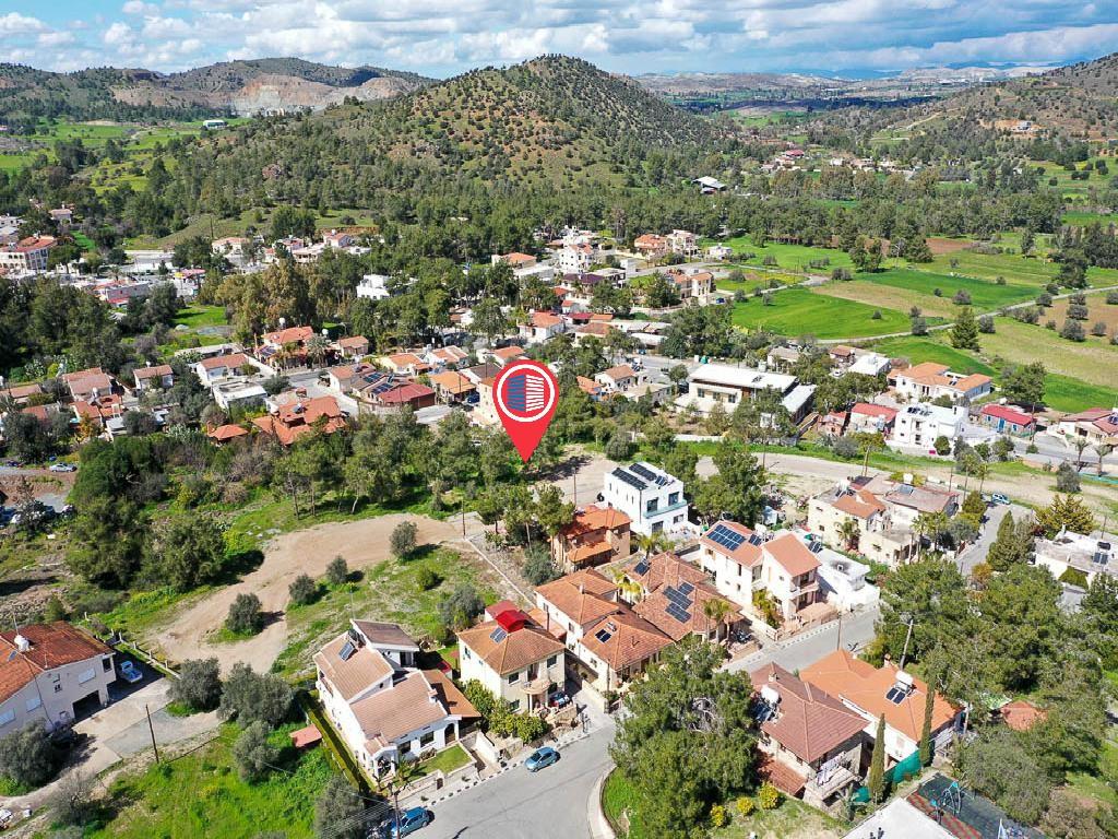 Plots - Psevdas, Larnaca-Psevdas