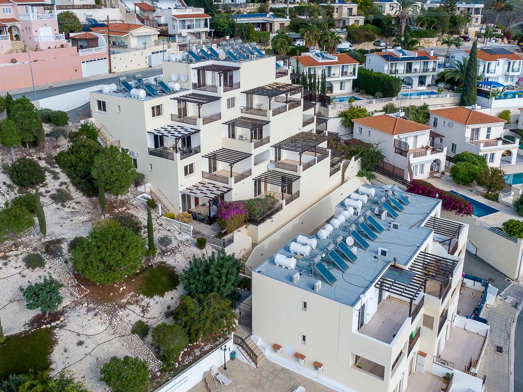 &Delta;&iota;&alpha;&mu;έ&rho;&iota;&sigma;&mu;&alpha;&tau;&alpha; - Paschali Park View Gardens - &Pi;έ&gamma;&epsilon;&iota;&alpha;, &Pi;ά&phi;&omicron;&sigmaf;-&Pi;έ&gamma;&iota;&alpha;