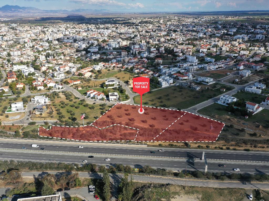 Field - Latsia, Nicosia