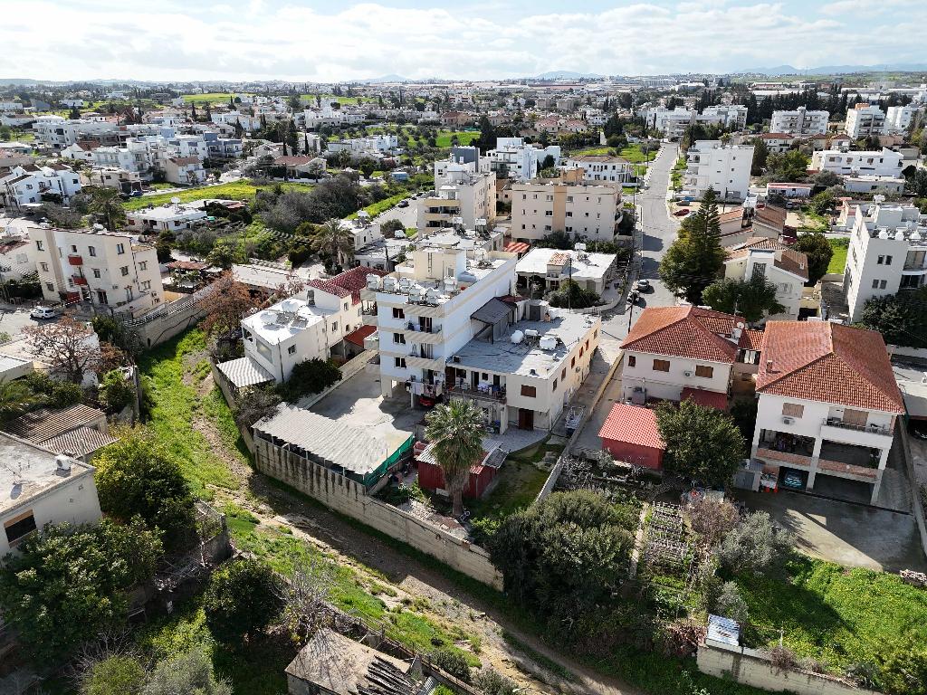 Δύο Διαμερίσματα - Λατσιά, Λευκωσία-Λατσιά