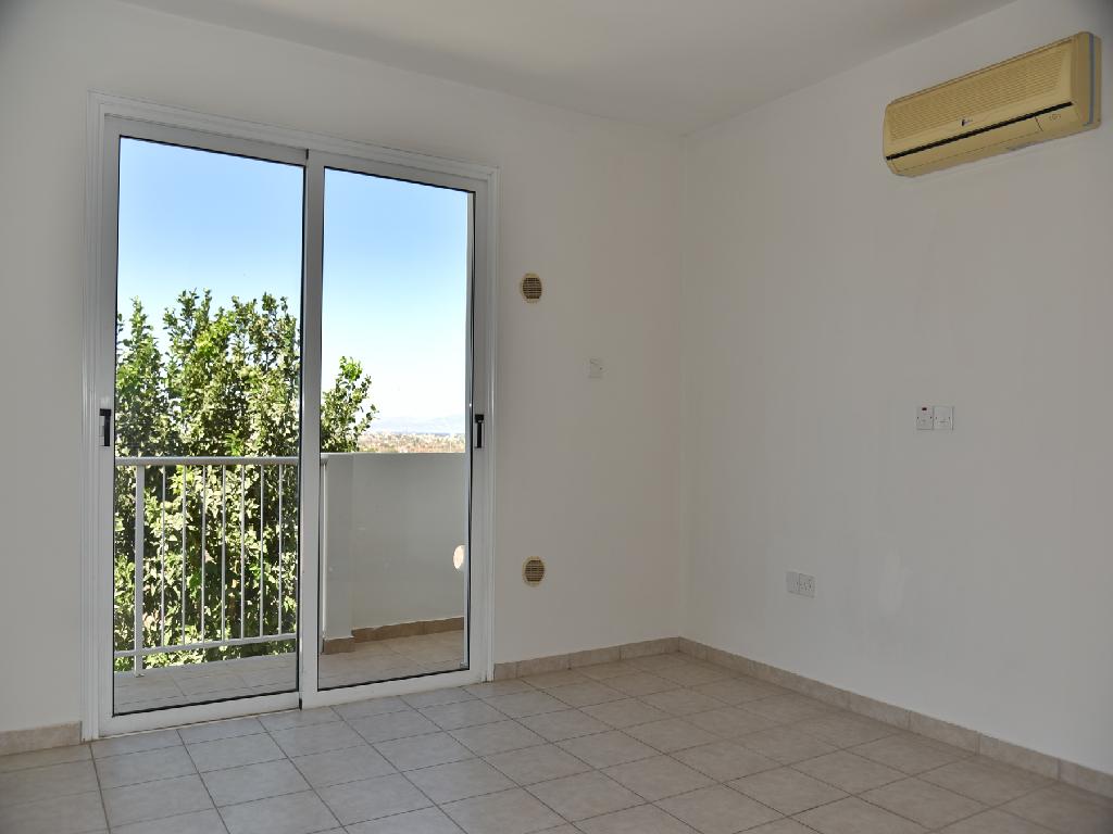 Flat and House  - Nipa Mandres Village - Deryneia, Famagusta-Deryneia
