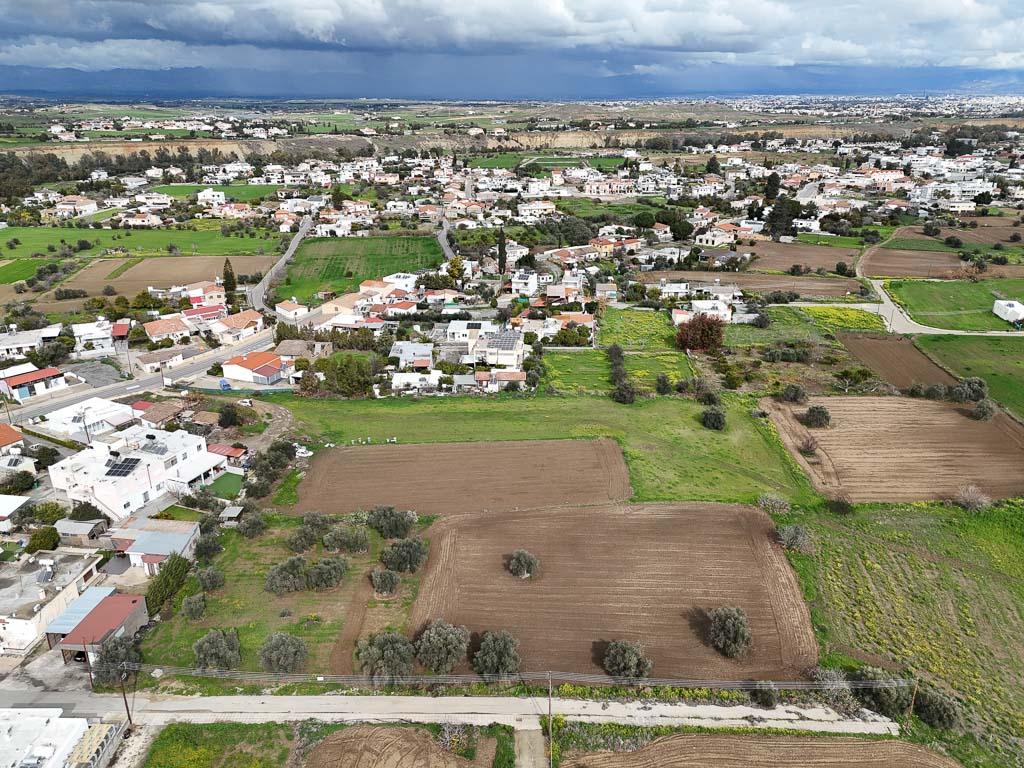Field (Share) - Pano Deftera, Nicosia-Pano Deftera