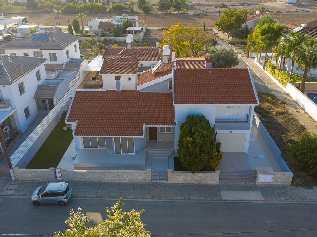 Detached house-Nisou-PR14912