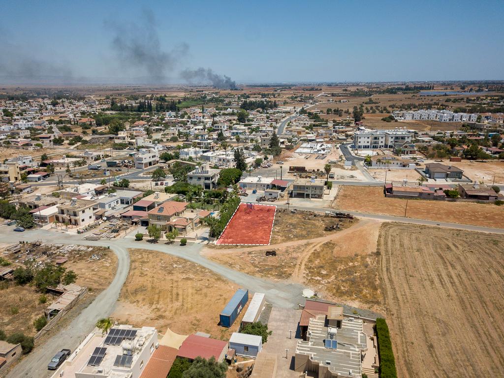 Field-Avgorou-PR35097
