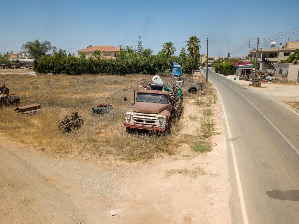 Field-Avgorou-PR35097