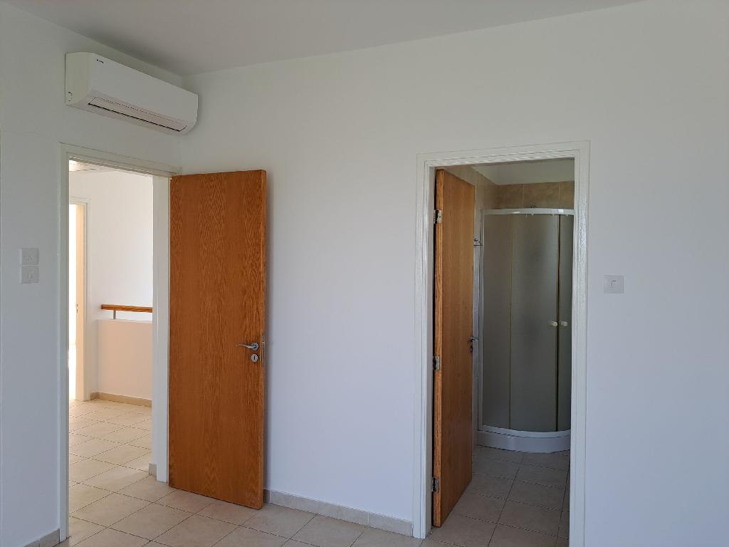 Detached house-Perivolia-PR31551