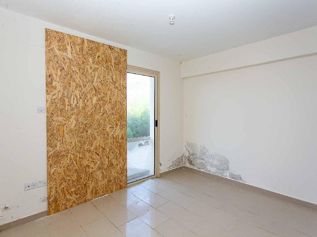 Flat-Pegeia-PR46756