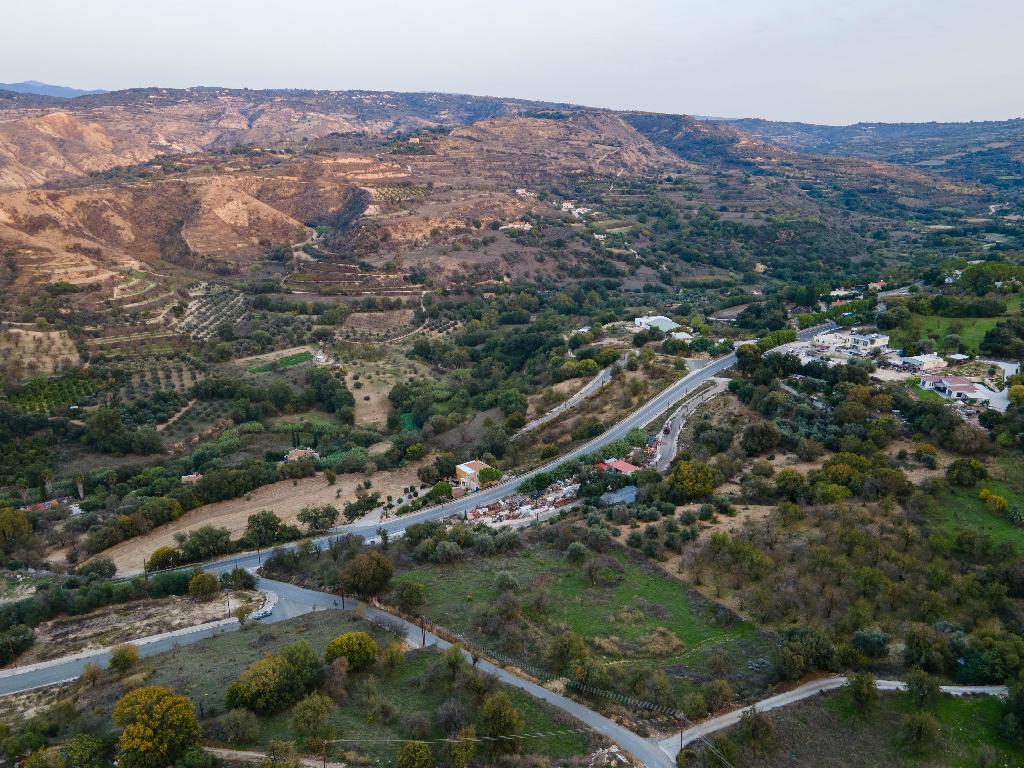 Plot  - Giolou, Paphos