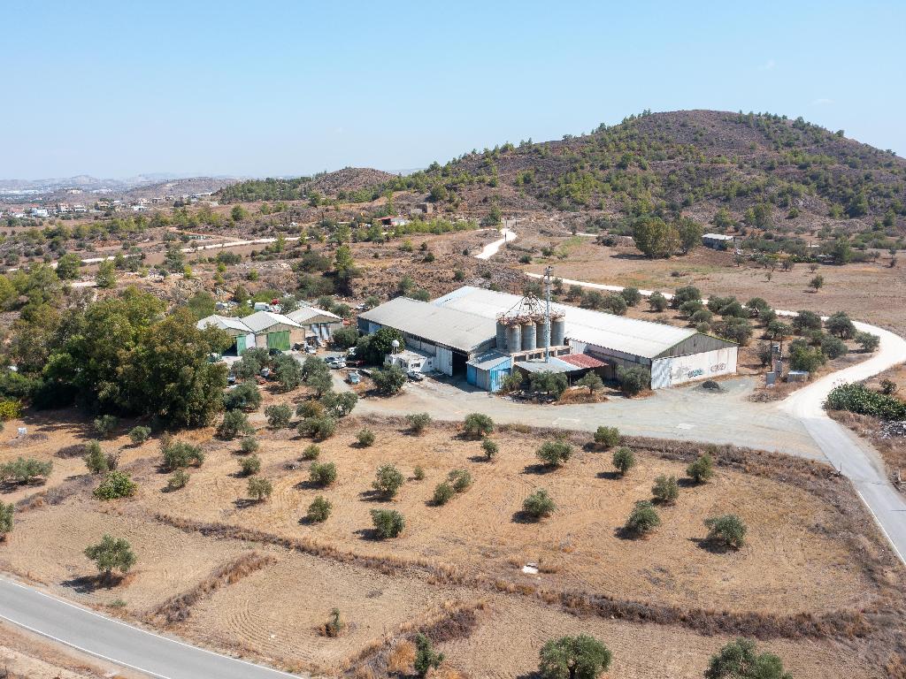 Warehouses -  Agia Varvara, Nicosia