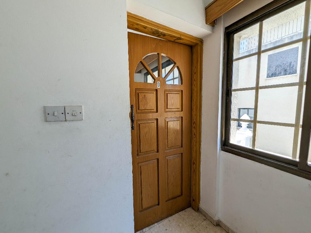 Flat-Paphos Municipality-PR38242