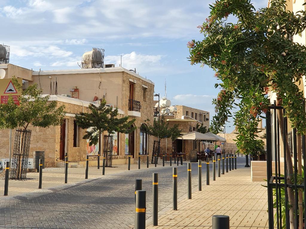 Commercial building - Chlorakas, Paphos