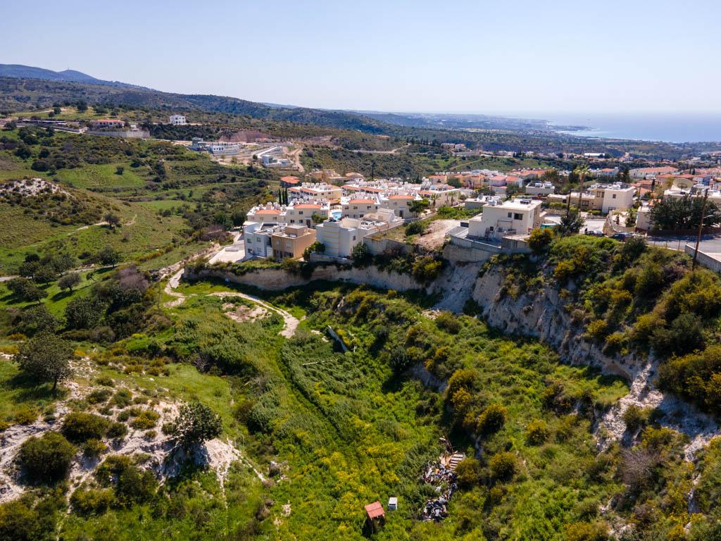 Field-Pegeia-PR38545