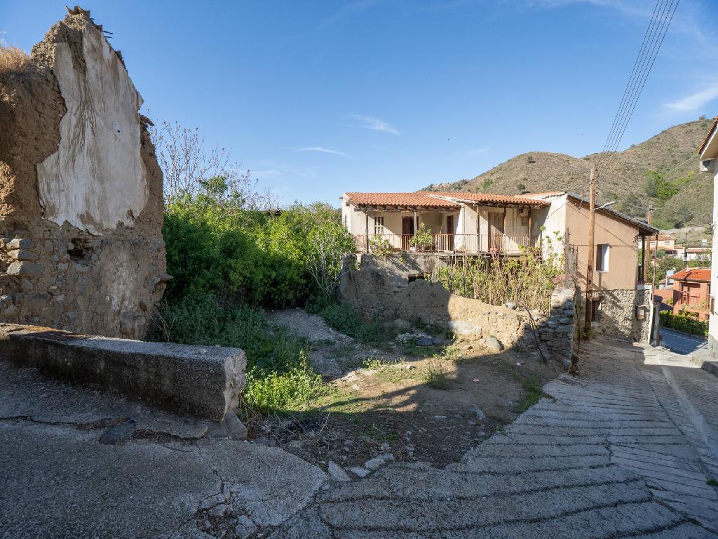 Plot - Galata, Nicosia