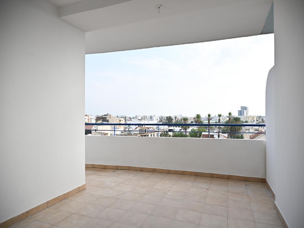 Flat-Larnaca Municipality-PR44498