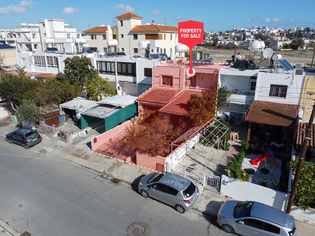 &Kappa;&alpha;&tau;&omicron;&iota;&kappa;ί&alpha; - Ά&gamma;&omicron;&sigmaf; &Nu;&iota;&kappa;ό&lambda;&alpha;&omicron;&sigmaf;, &Lambda;ά&rho;&nu;&alpha;&kappa;&alpha;