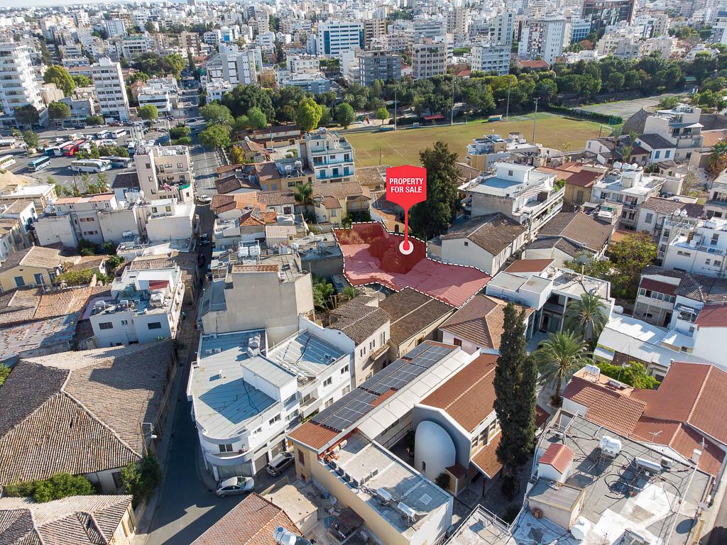 Detached house-Nicosia Municipality-PR34445