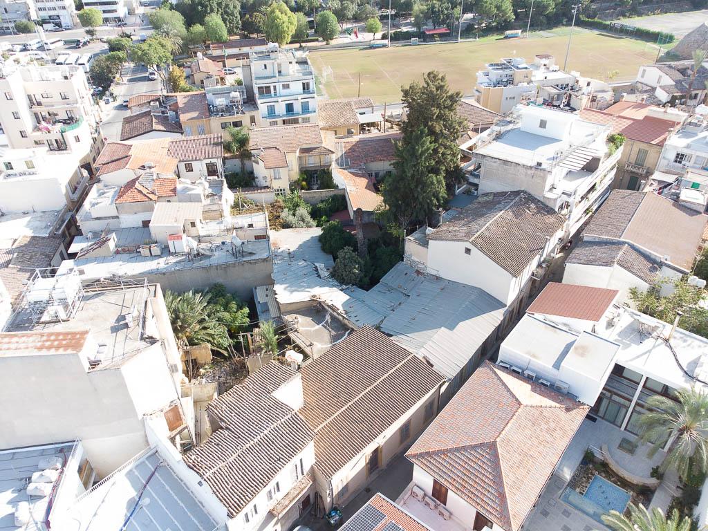 Detached house-Nicosia Municipality-PR34445