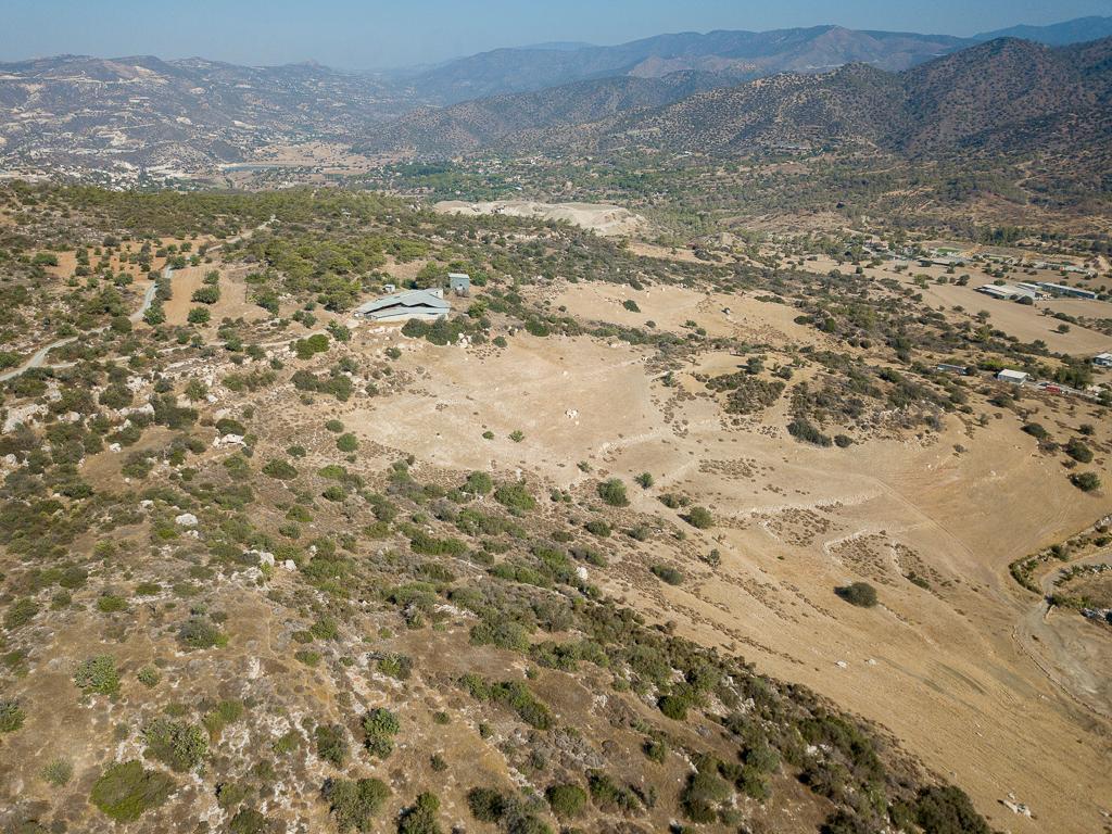Field-Armenohori-PR40742