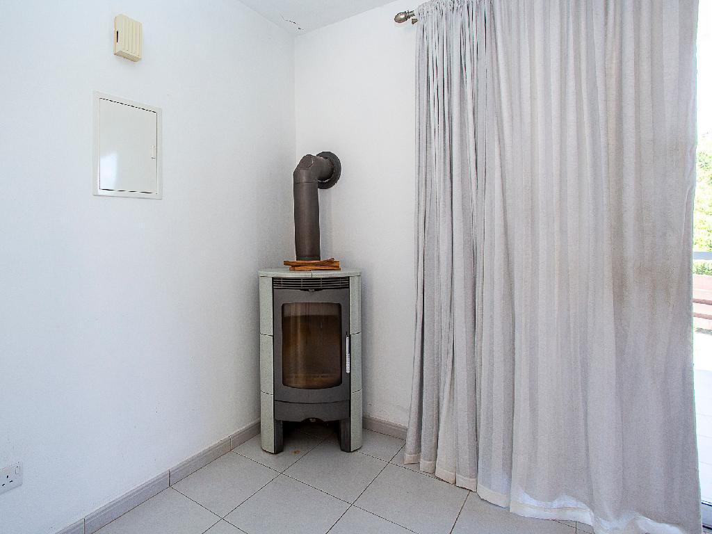 &Eta;&mu;&iota;&alpha;&nu;&epsilon;&xi;ά&rho;&tau;&eta;&tau;&eta; &kappa;&alpha;&tau;&omicron;&iota;&kappa;ί&alpha;-&Alpha;&rho;&gamma;ά&kappa;&alpha;-PR45038