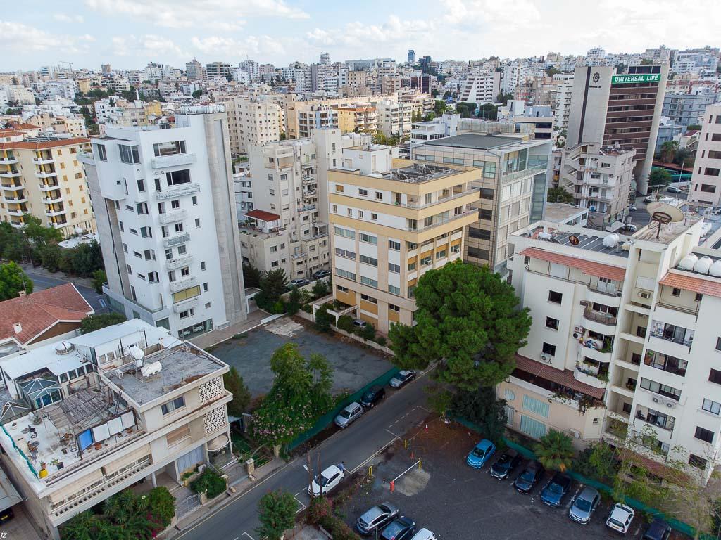 Οικόπεδο - Τρυπιώτης, Λευκωσία