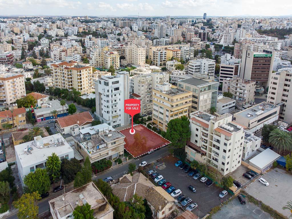 Οικόπεδο - Τρυπιώτης, Λευκωσία