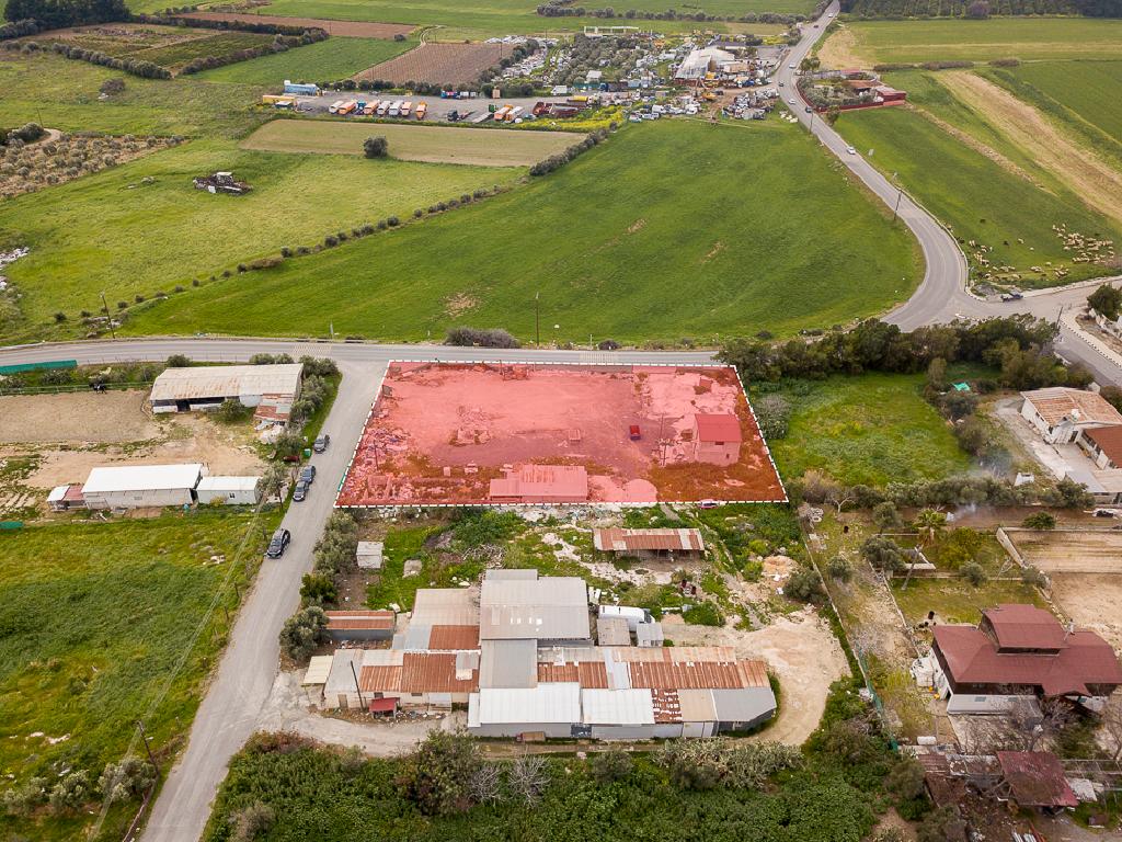 Plot- Trachoni, Limassol