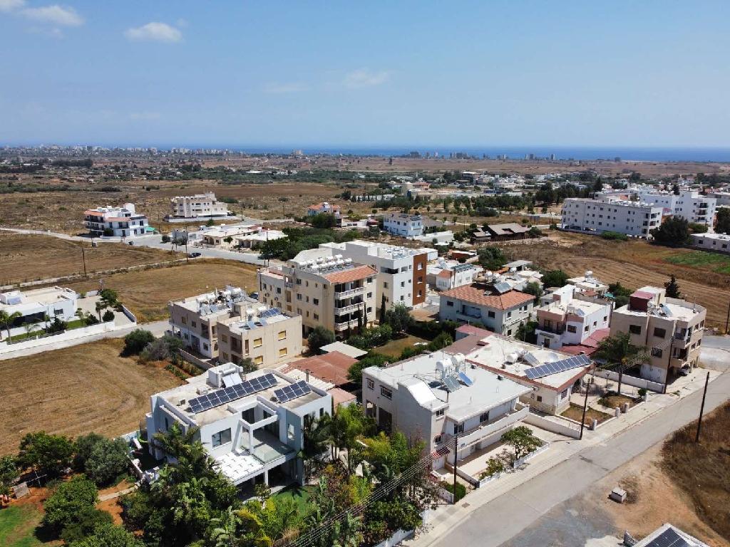 Flat-Deryneia-PR34702