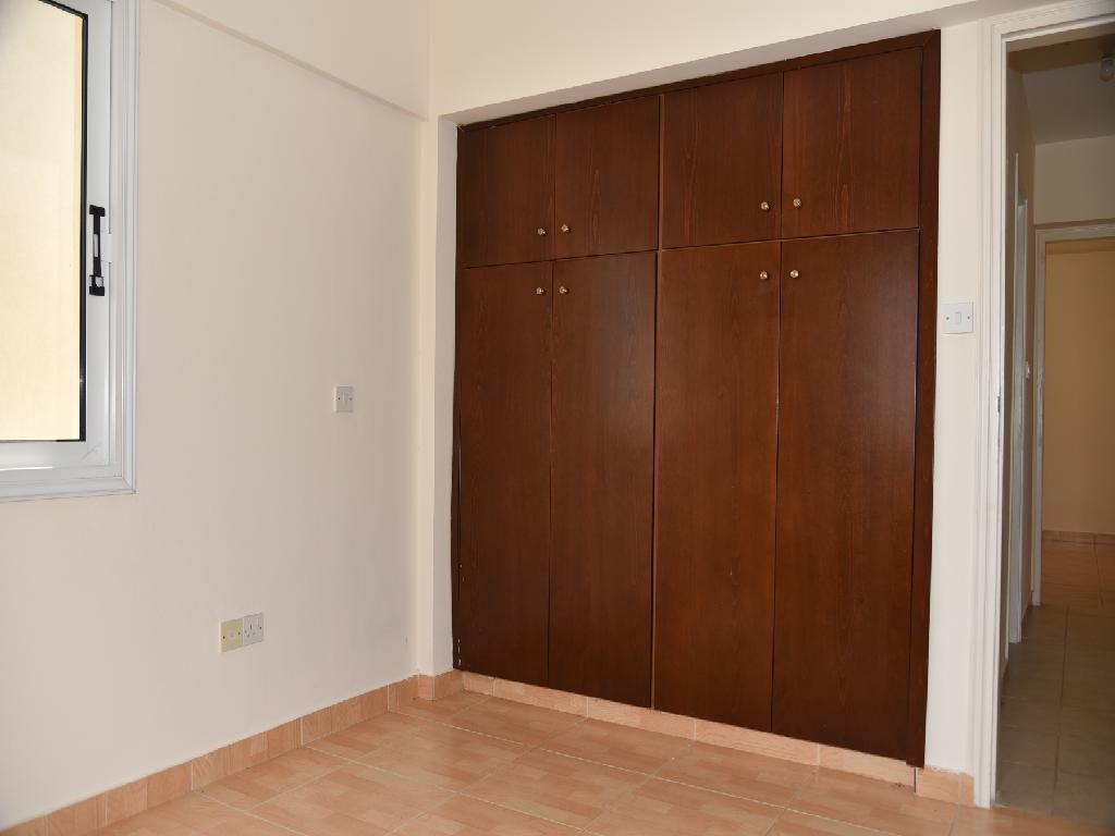 Flat-Deryneia-PR34702