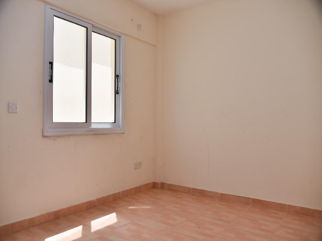 Flat-Deryneia-PR34702