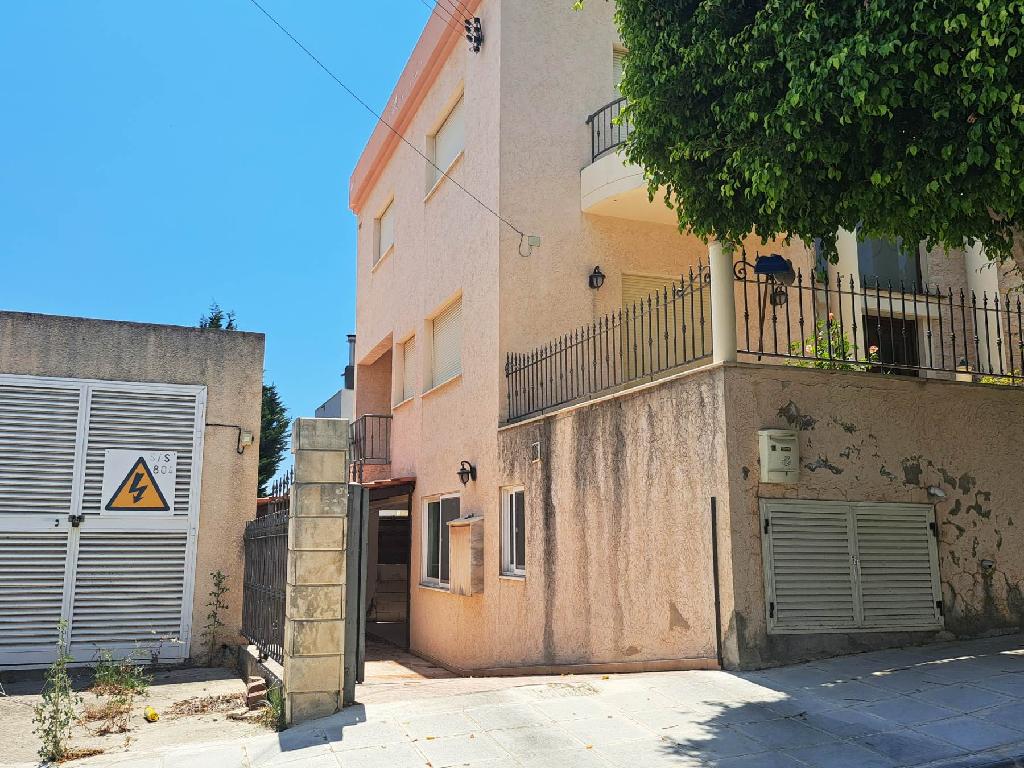 Semidetached house-Limassol Municipality-PR38154