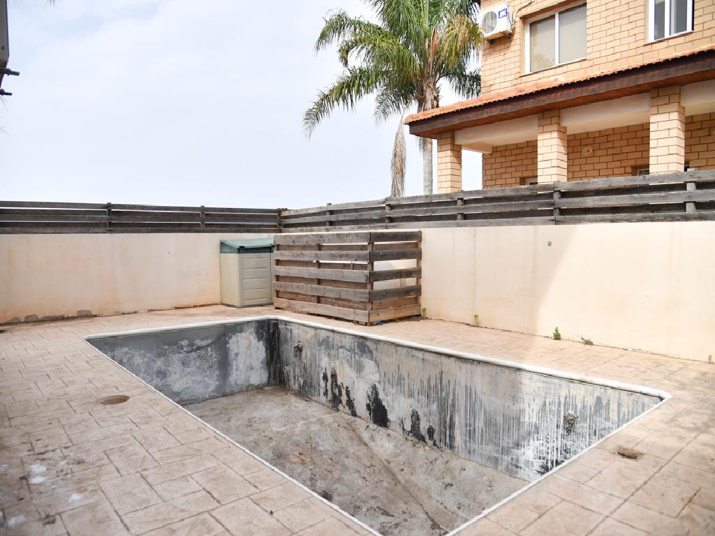Detached house-Avgorou-PR40463