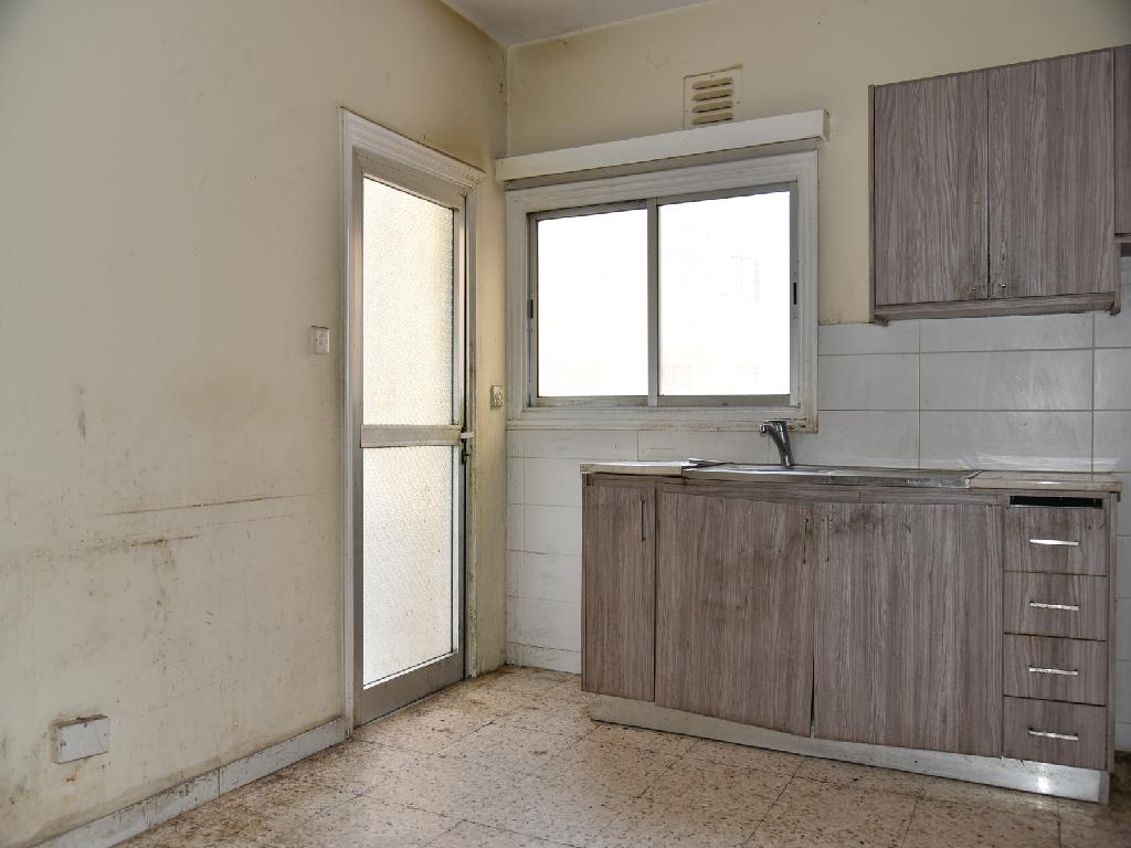 Flat-Larnaca Municipality-PR43587