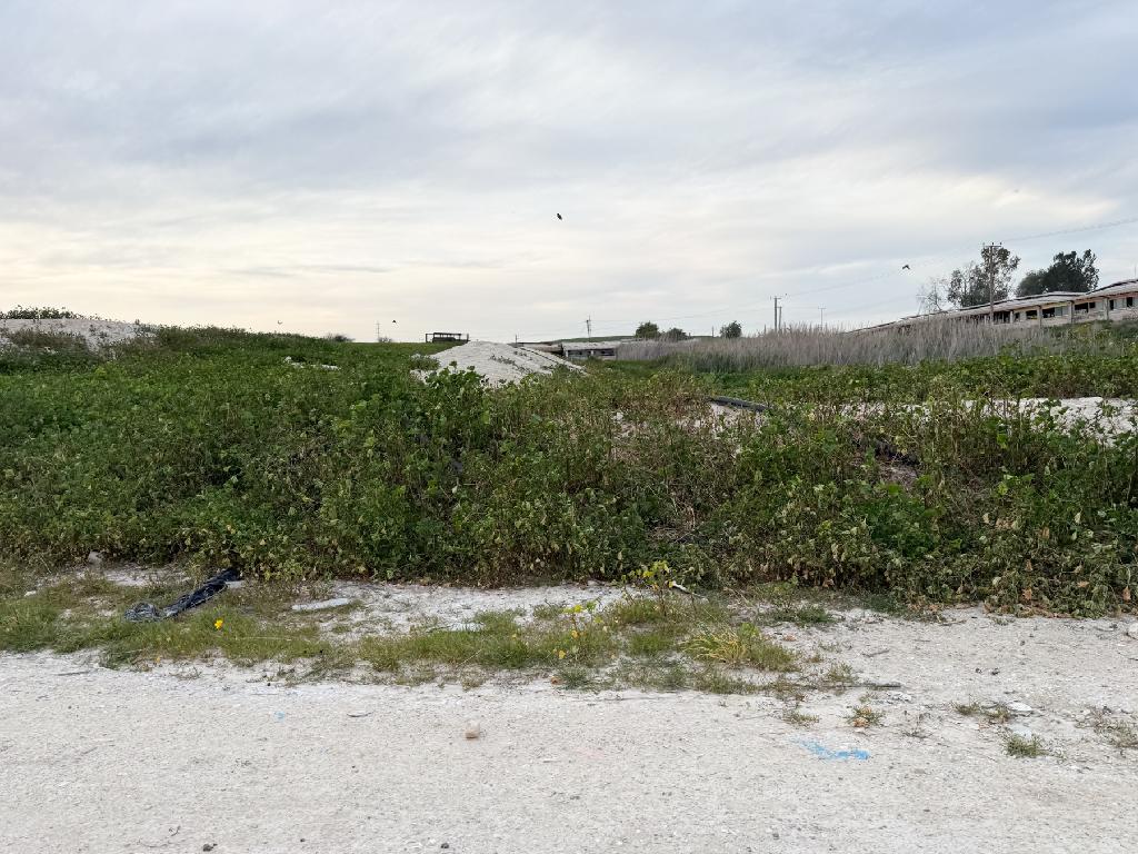 &Chi;&omega;&rho;ά&phi;&iota;-&Alpha;&rho;&alpha;&delta;ί&pi;&pi;&omicron;&upsilon;-CP10275