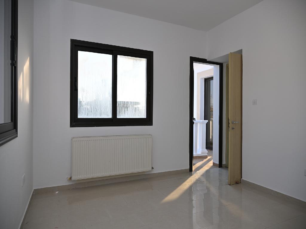 Detached house-Perivolia-PR45950