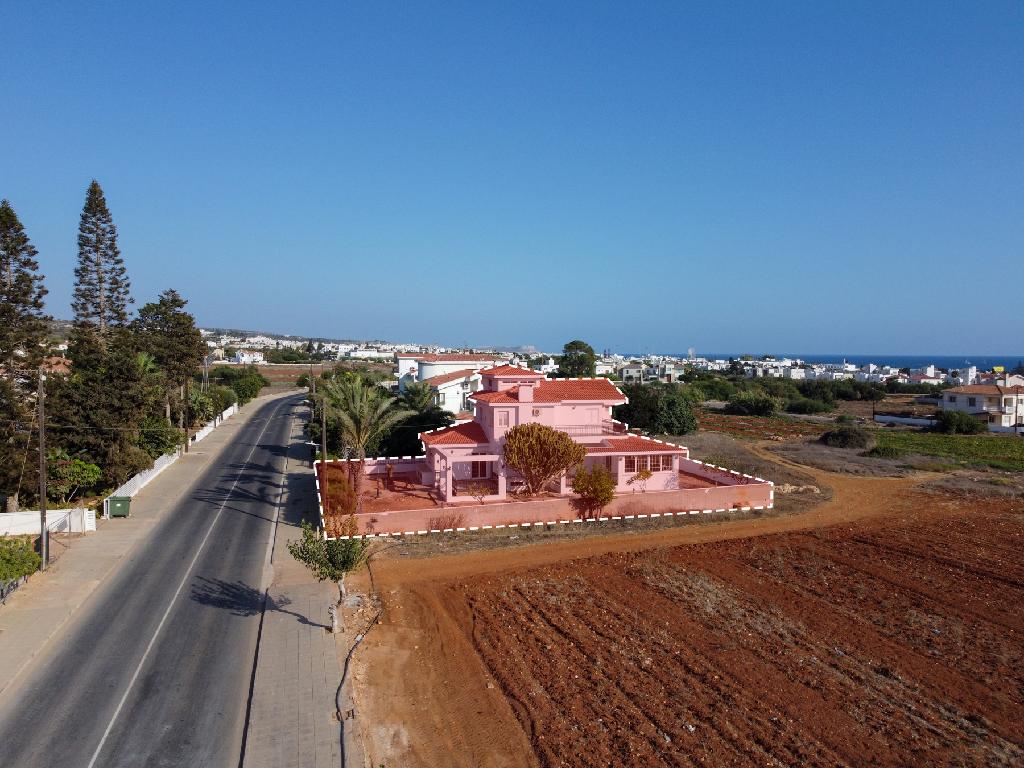 Detached house-Agia Napa-PR41902