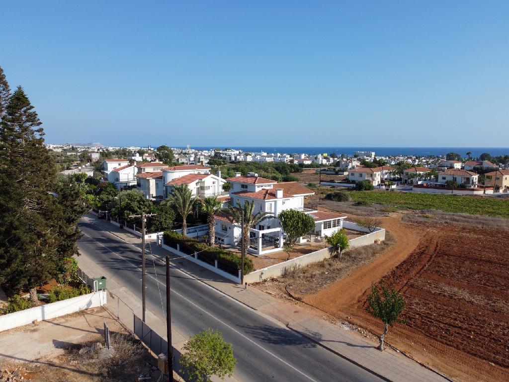 Detached house-Agia Napa-PR41902