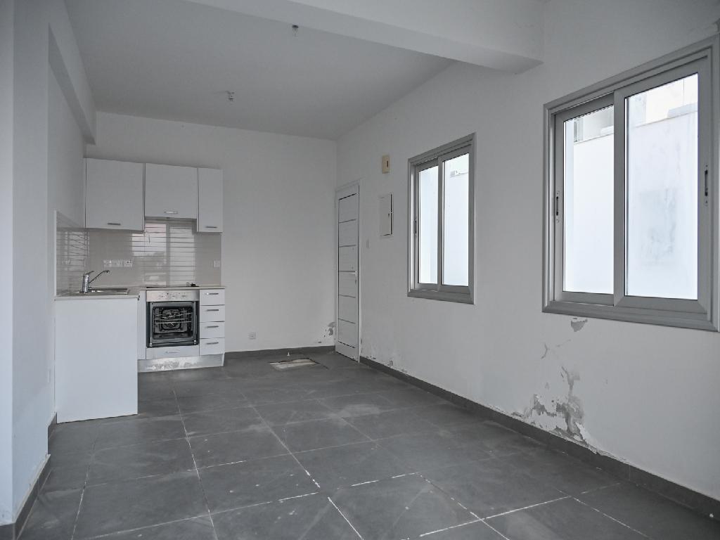 &Delta;&iota;&alpha;&mu;έ&rho;&iota;&sigma;&mu;&alpha; - &Mu;&alpha;&zeta;&omega;&tau;&omicron;&sigmaf;, &Lambda;ά&rho;&nu;&alpha;&kappa;&alpha;