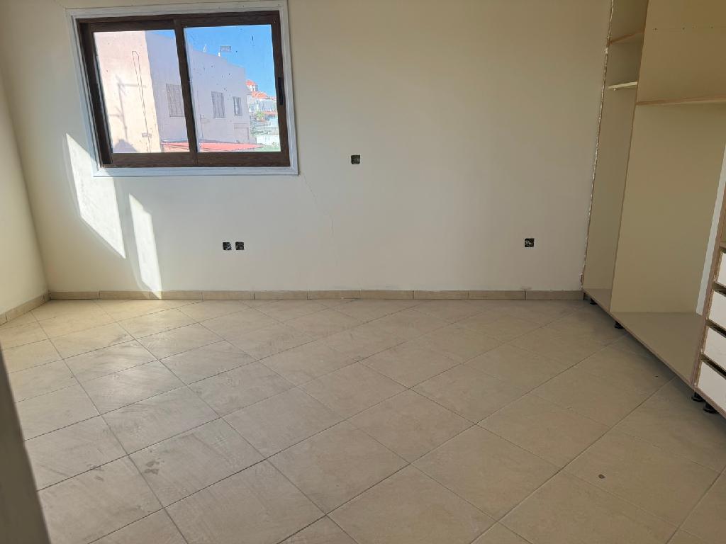 Ημιανεξάρτητη κατοικία-Στρόβολος-PR41900