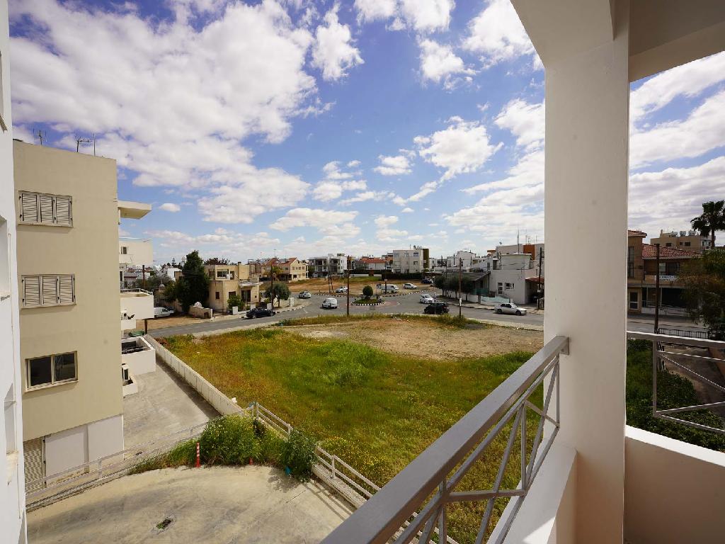 Flat-Lakatameia-PR42279