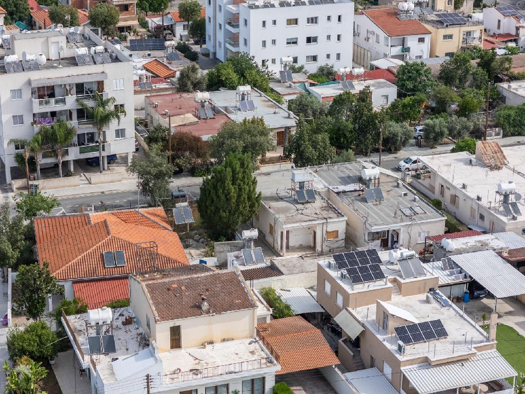 Detached house-Nicosia Municipality-PR45410