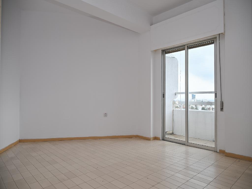 &Gamma;&rho;&alpha;&phi;&epsilon;ί&alpha;-&Delta;ή&mu;&omicron;&sigmaf; &Lambda;ά&rho;&nu;&alpha;&kappa;&alpha;&sigmaf;-CP10273