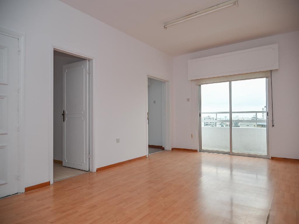 &Gamma;&rho;&alpha;&phi;&epsilon;ί&alpha;-&Delta;ή&mu;&omicron;&sigmaf; &Lambda;ά&rho;&nu;&alpha;&kappa;&alpha;&sigmaf;-CP10273