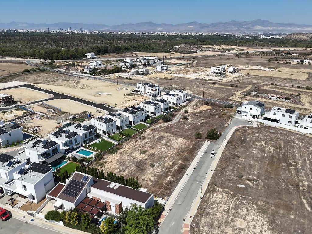 Field (Share) - Geri, Nicosia