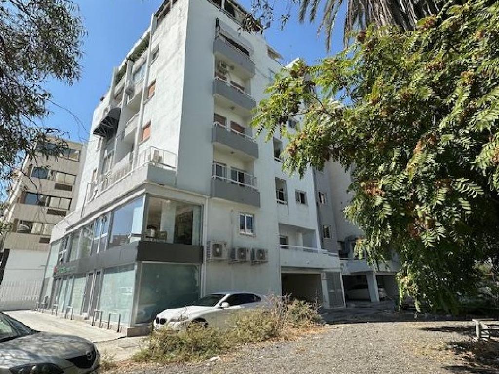 Flat &ndash; Agioi Omologites, Nicosia
