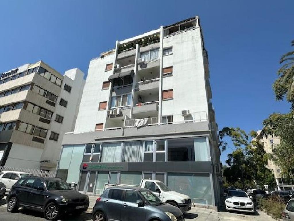 Flat &ndash; Agioi Omologites, Nicosia