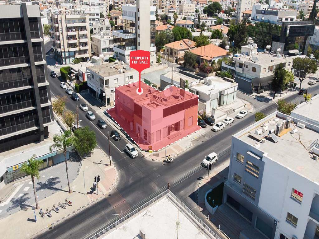 Commercial Building - Makariou Avenue, Limassol