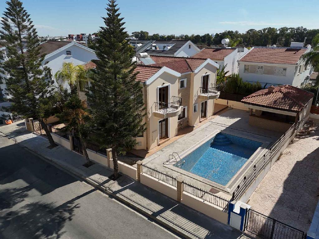 Detached house-Lakatameia-PR40749